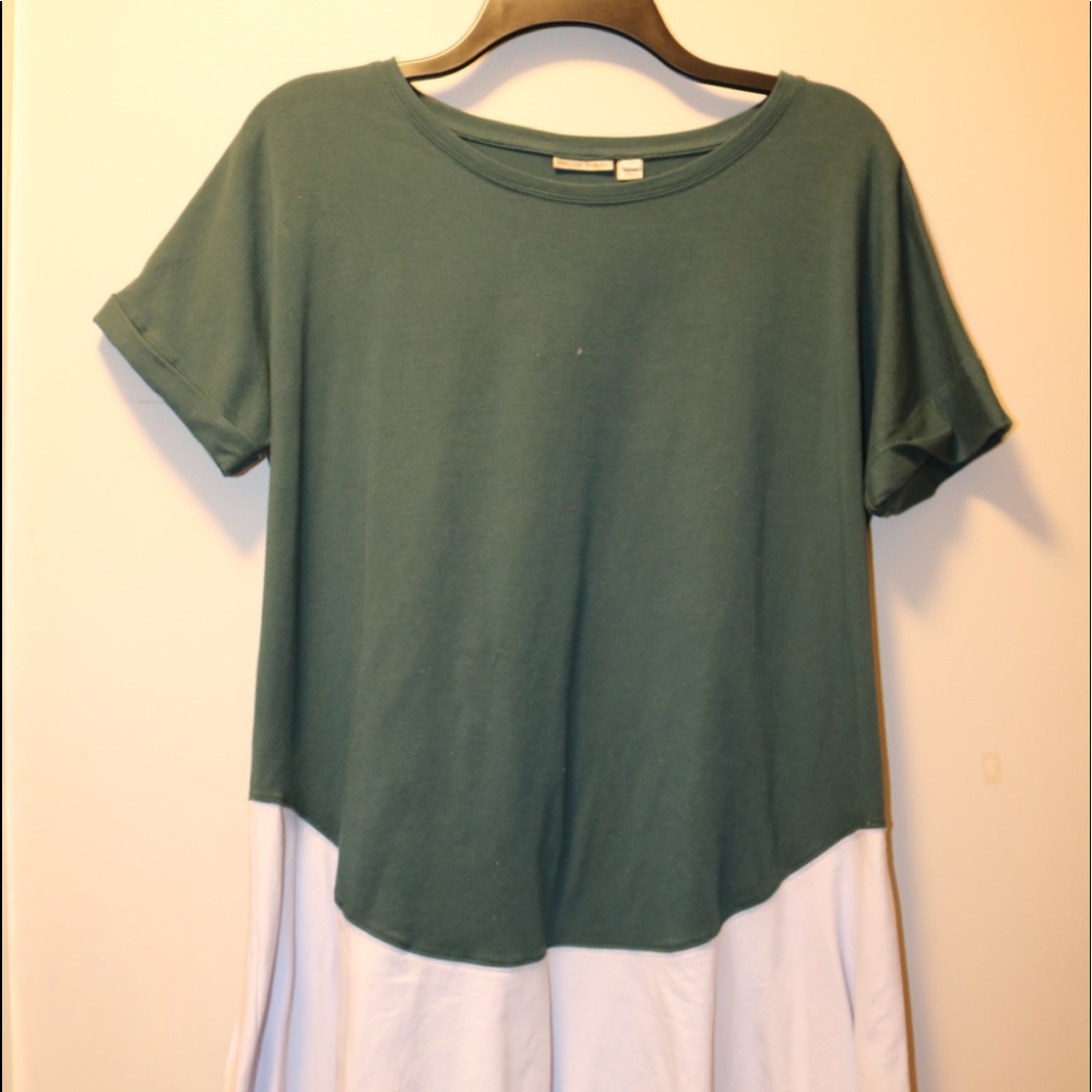 holding horses dress (from anthro)